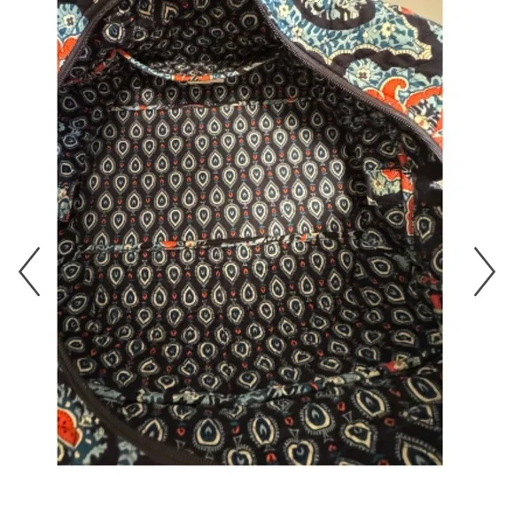 Vera Bradley Travel Bag in Retired Pattern: Marrakesh 2015 - Picture 2 of 3